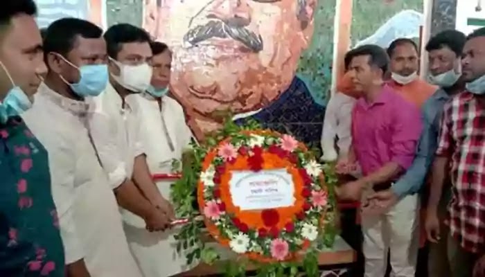 Celebrating the 71st founding anniversary of the A-League in Gopalpur গোপালপুরে আ’লীগের ৭১তম প্রতিষ্ঠাবার্ষিকী উদযাপন