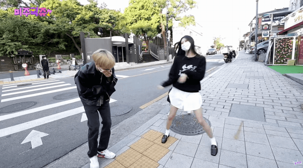 러블리즈 이미주 저세상텐션에 정신못차리는 일반인