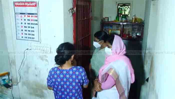 Kasaragod, Kerala, News, Top-Headlines, Women, Endosulfan, Endosulfan-Victim, Vidya Nagar, Treatment, Child, Panchayath, Collectorate, Women's Commission visited home of an endosulfan distress victim.