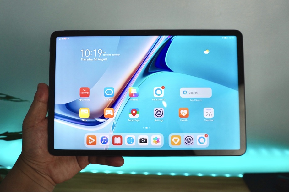 Huawei MatePad 11 Unboxing, First Impressions: Display