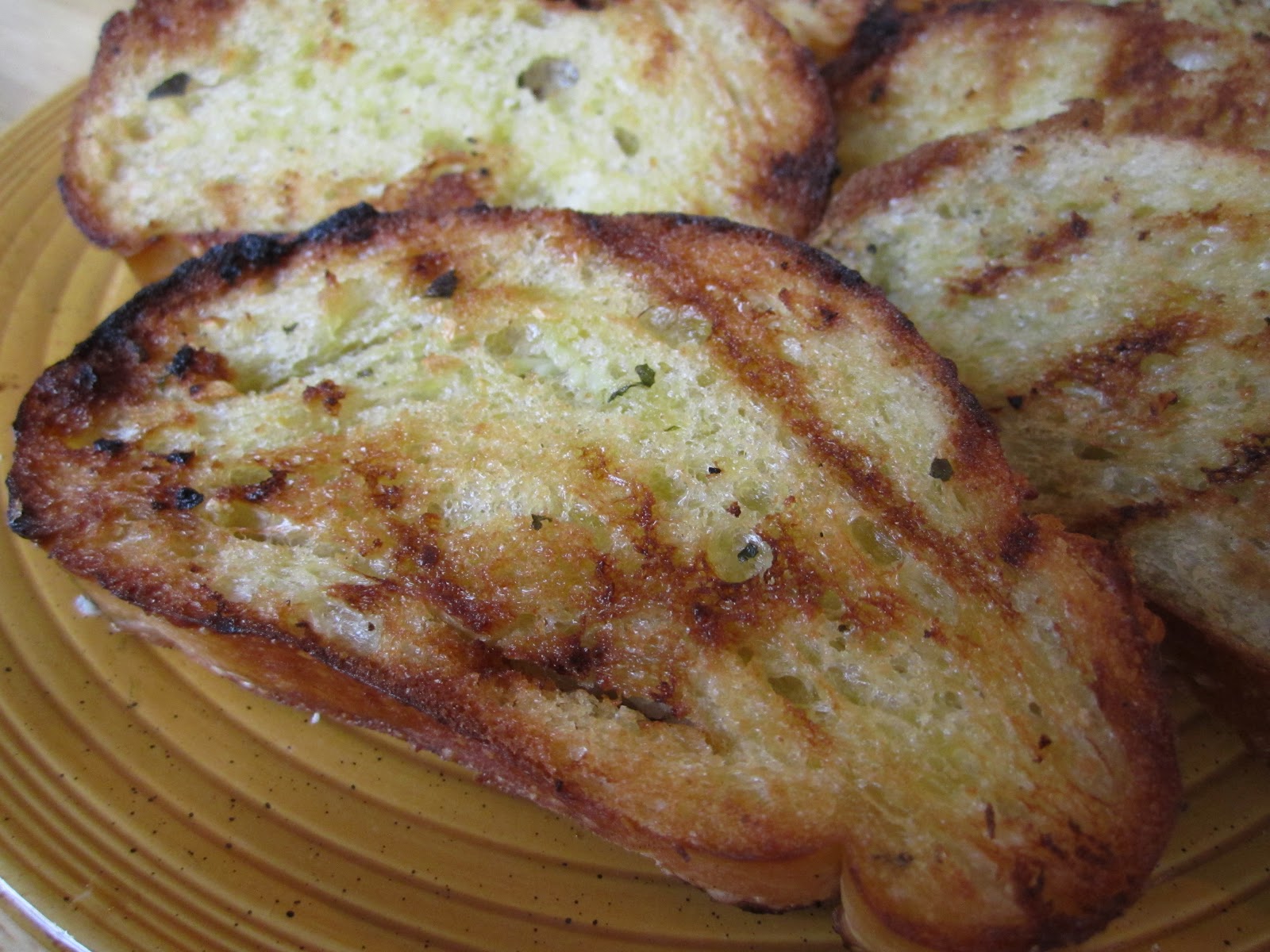 Melissa's Kitchen Grilled Garlic Bread