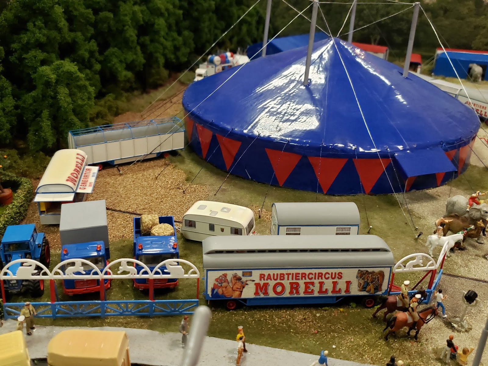 Circusmodellbau Circus Morelli 187