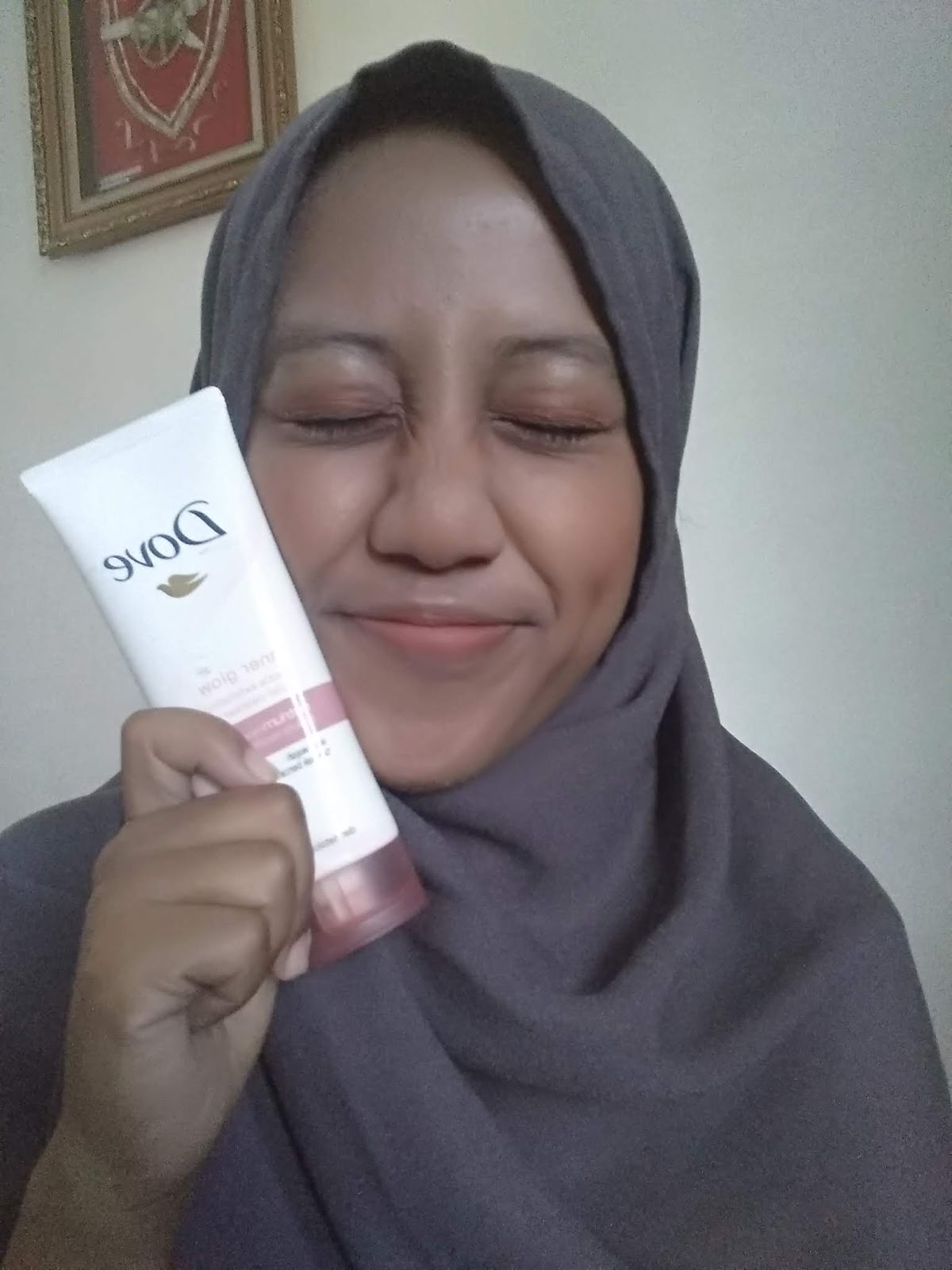 Review Dove Inner Glow Gentle Exfoliating Facial Cleanser Cuapmakmak Beauty and Lifestyle