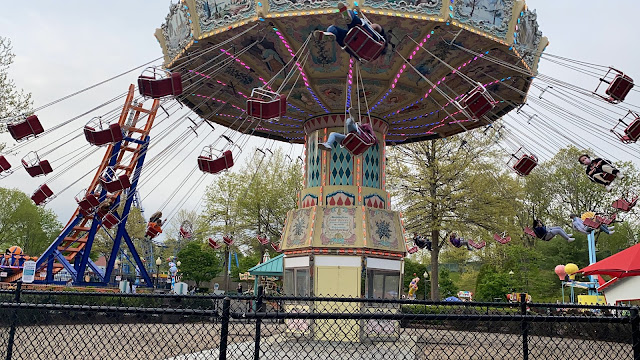 Wave Swinger Lake Compounce Guide