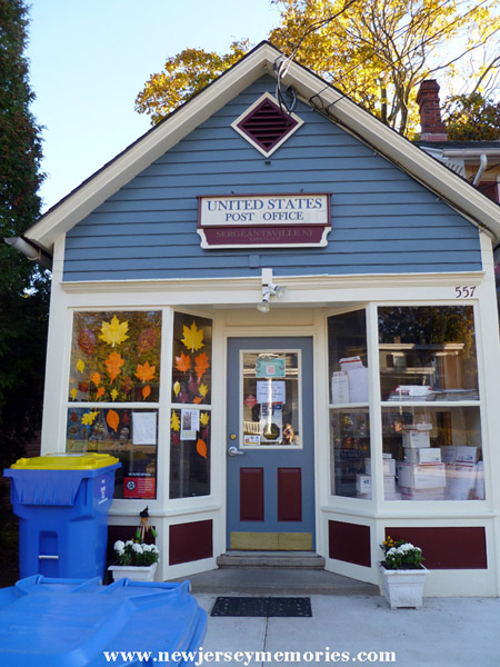 Sergeantsville Post Office at Thanksgiving in the Country Tour, 