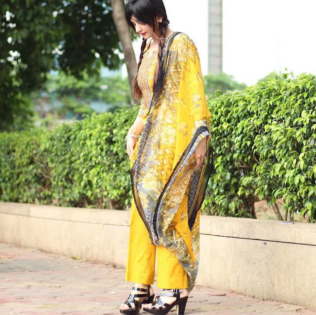 Indian Lifestyle Blog Craftsvilla World Ethnic Day Fit As A Fiddle