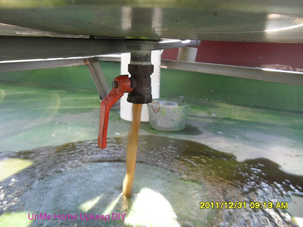 UnME HOMEUPKEEP DIY Cleaning Domestic Water Storage Tank.