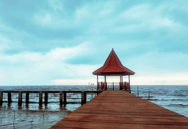 Explore Pantai Bahak Indah PBI Tongas, Nikmati Sunset dan Panorama Laut Yang Indah Explore Pantai Bahak Indah PBI Tongas, Nikmati Sunset dan Panorama Laut Yang Indah