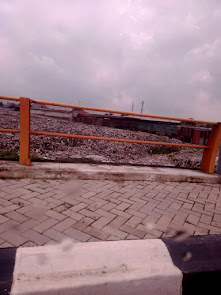 GUNDUKAN SAMPAH PENUHI KAWASAN GRAND KAMALA LAGOON KOTA BEKASI GUNDUKAN SAMPAH PENUHI KAWASAN GRAND KAMALA LAGOON KOTA BEKASI