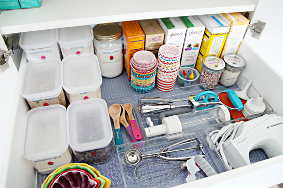 Finally got my air tight OXO containersthe pantry is starting to look a  bit more organized. : r/organization