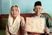 Menemui Kakek-Nenek yang Viral Gegara So Sweet Banget di KA Prameks