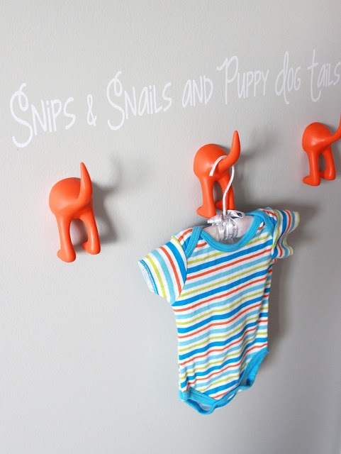 Puppy dog tail hooks