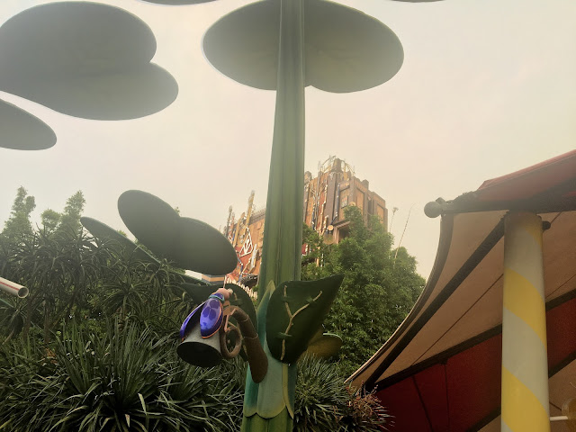 Guardians of the Galaxy Mission Breakout From A Bug's Land Disney California Adventure
