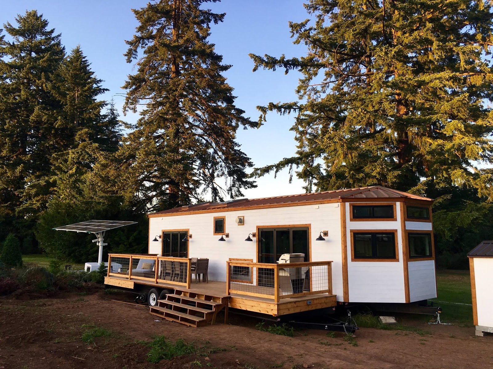 The "Hawaii House" By Tiny Heirloom TINY HOUSE TOWN