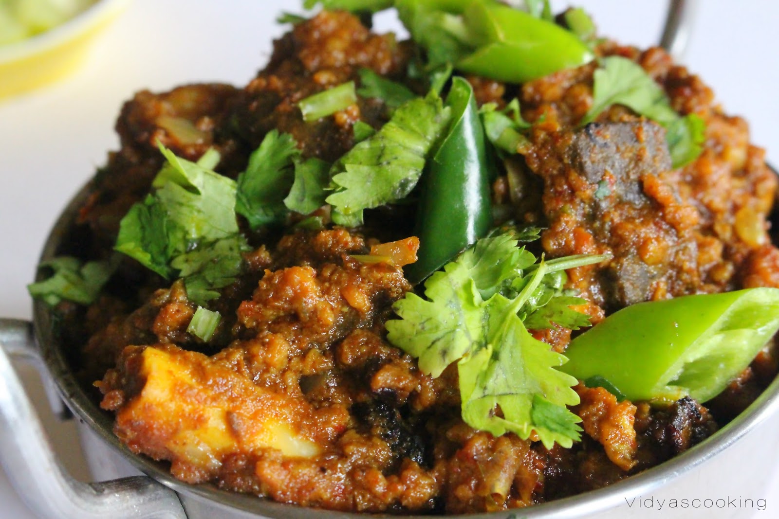 Keema Kaleji Recipe (Mutton Mince and Liver in Spicy Curry)