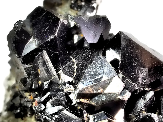 マグネタイト 磁鉄鉱 Magnetite Tizi-n-inouzane/imilchil morocco