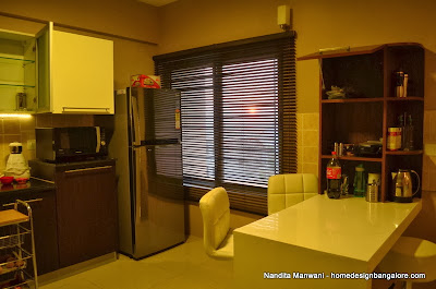 Breakfast counter in solid surface