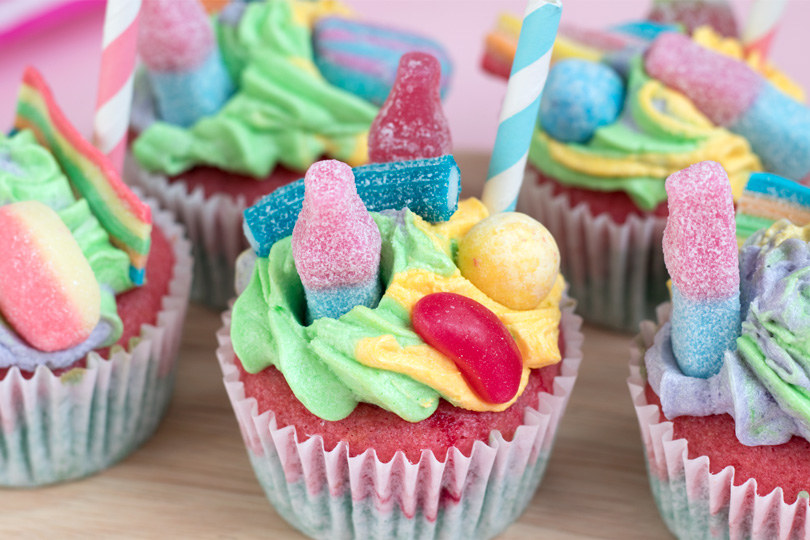 vegan pick 'n' mix bubblegum cupcakes