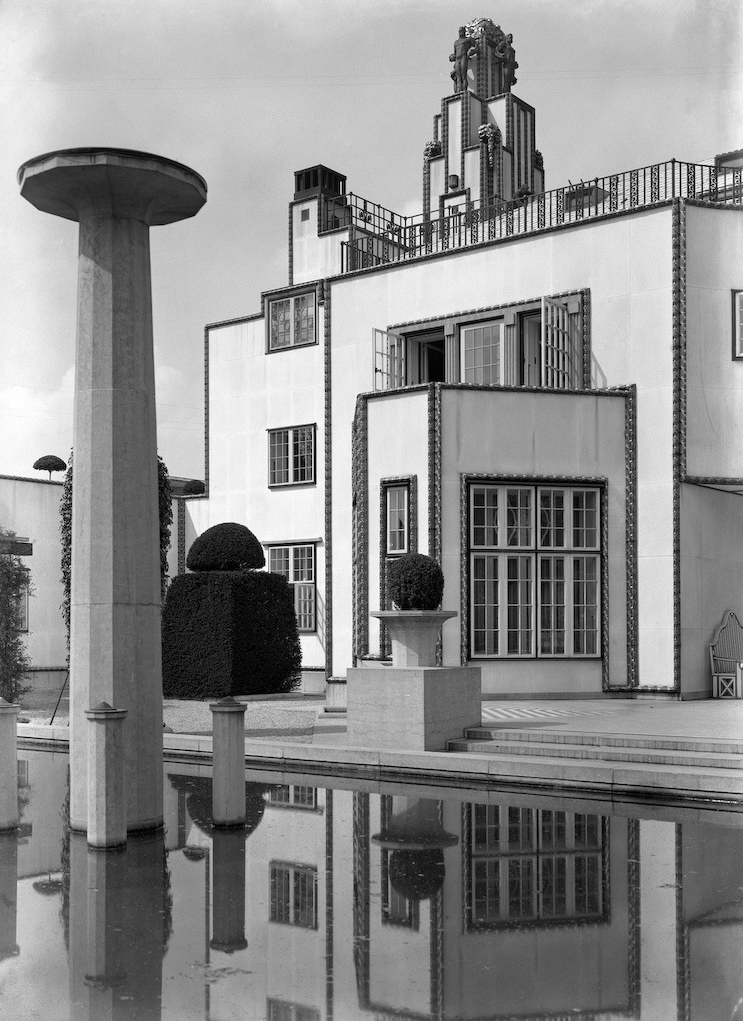 austin cubed modern home history