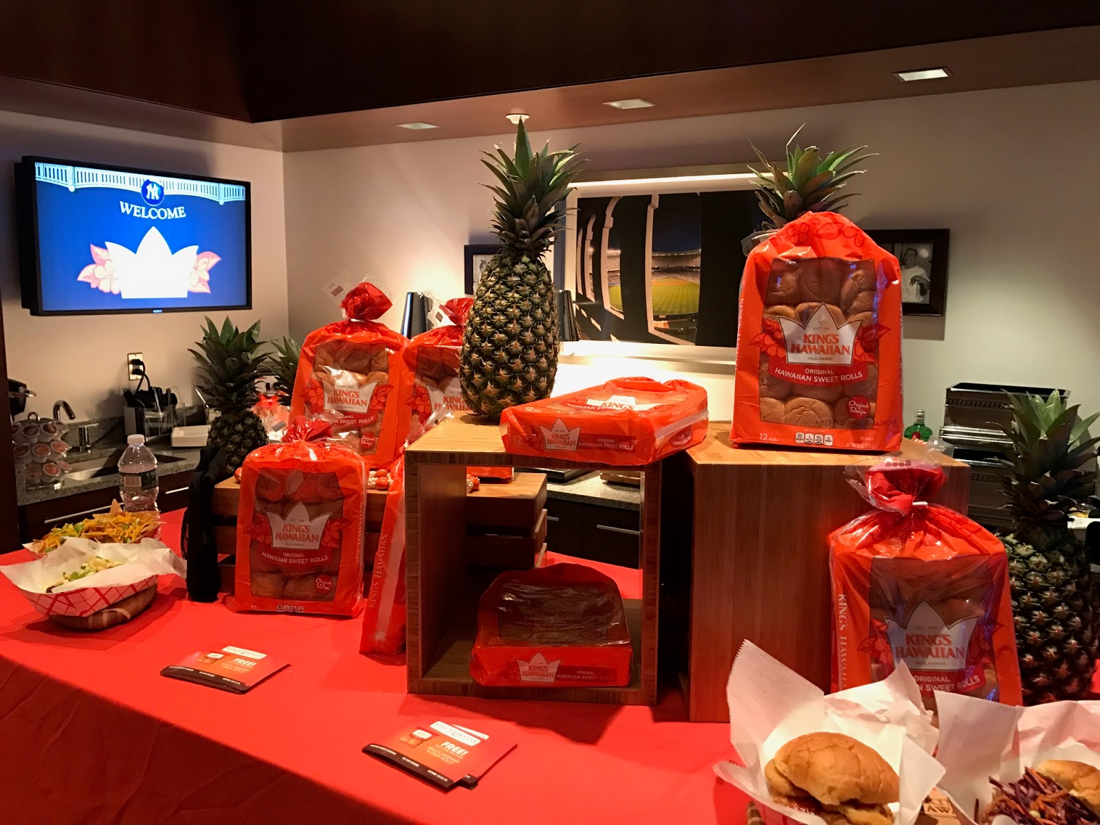 Brooklyn Digest Steve Garvey Introduces King's Hawaiian To Yankee Stadium