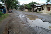 Sejumlah Ruas Jalan di Kawasan Kelurahan Pinang Mancung dan Kelurahan Teluk Karang Rusak Parah