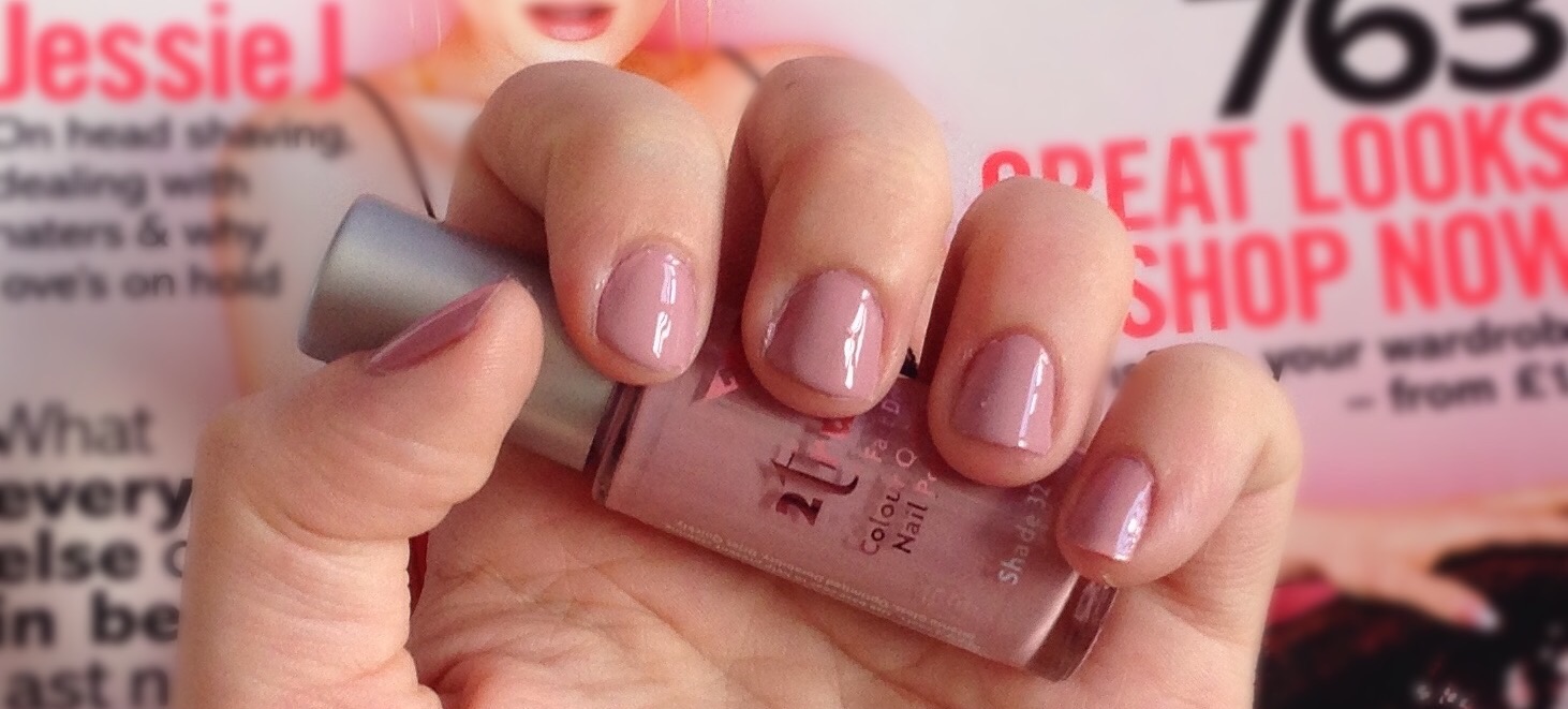 2True Nail Varnish Review Daisychains16