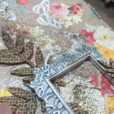 Creating texture on cards with embossing creating_texture_on_cards_with_embossing