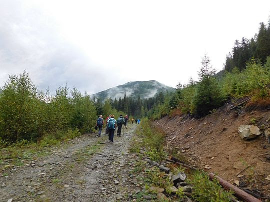 Stoki góry Zhovnirska (ukr. Жовнірська). Stoki góry Zhovnirska (ukr. Жовнірська).