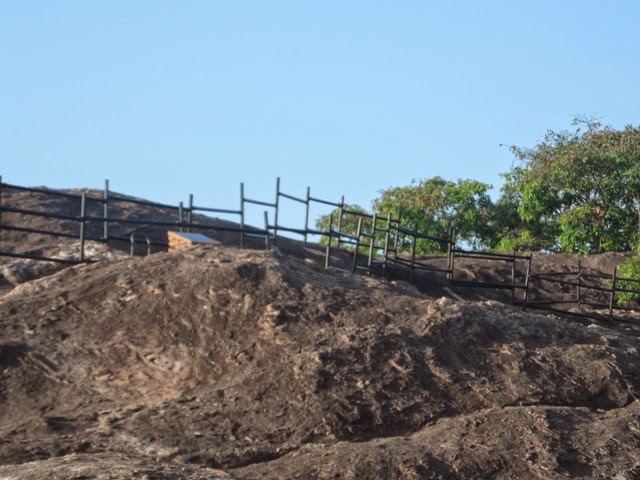 Uncommon Paths: Thonigala Rock Inscriptions