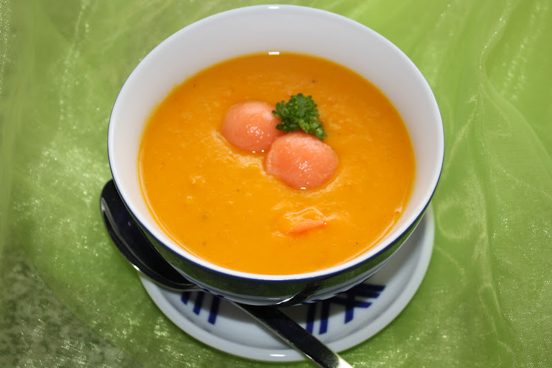 dies´und das und süsse Sachen...: Möhren-Papaya-Suppe mit Kokosmilch