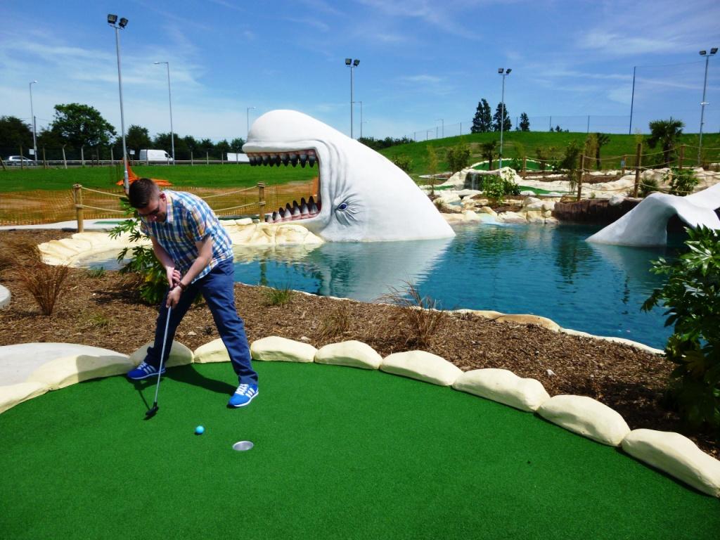 The Ham and Egger Files Moby Golf in Romford, Essex