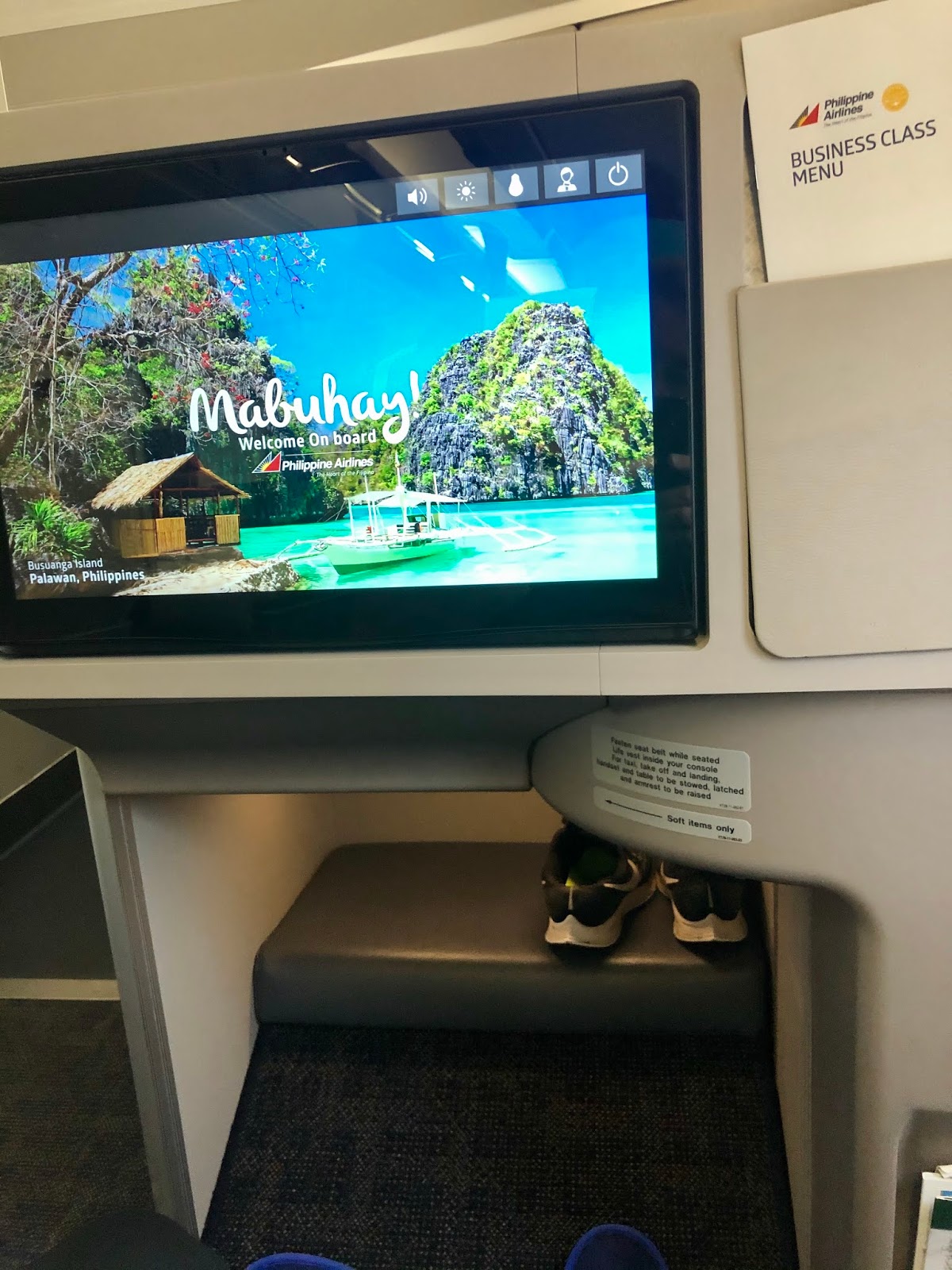 GREAT EATS HAWAII PHILIPPINE AIRLINES MANILA TO HONOLULU