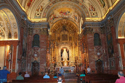 Interior Basílica de la Macarena.