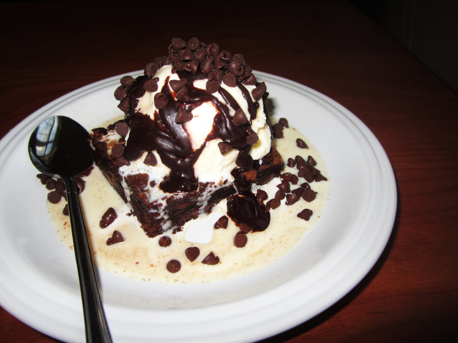A Sue Chef Ooey Gooey Chocolate Brownie Sundae