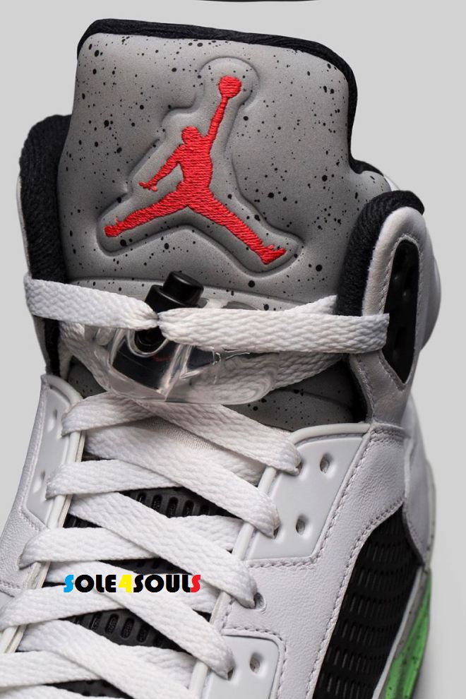 Sole4Souls : Nike Air Jordan 5 Retro Space Jam