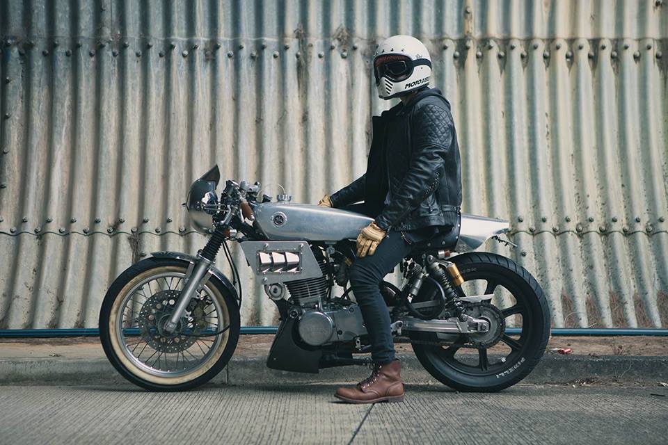 Yamaha sr400 Cafe Racer