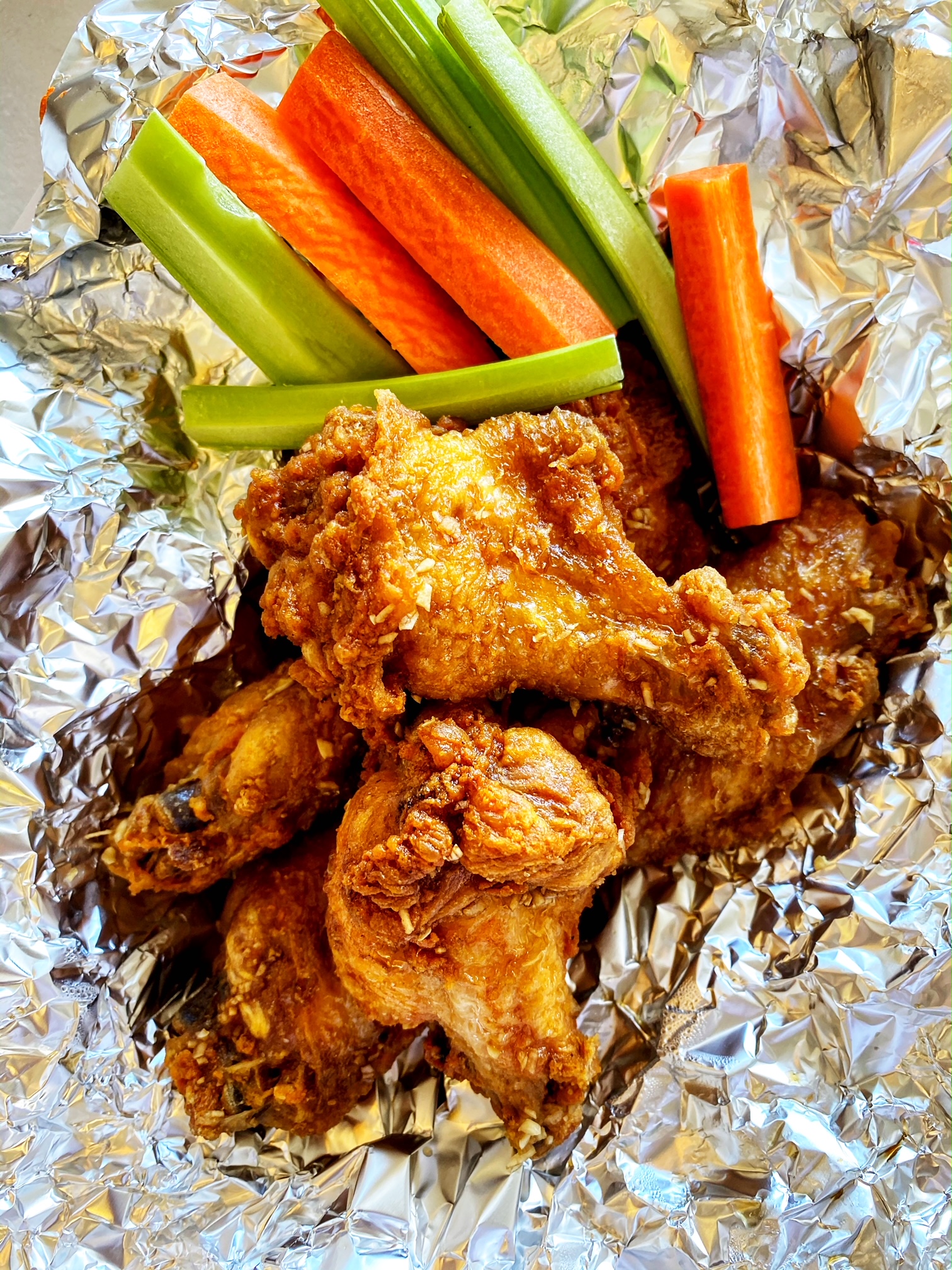 Hawaii Mom Blog Moa Wings