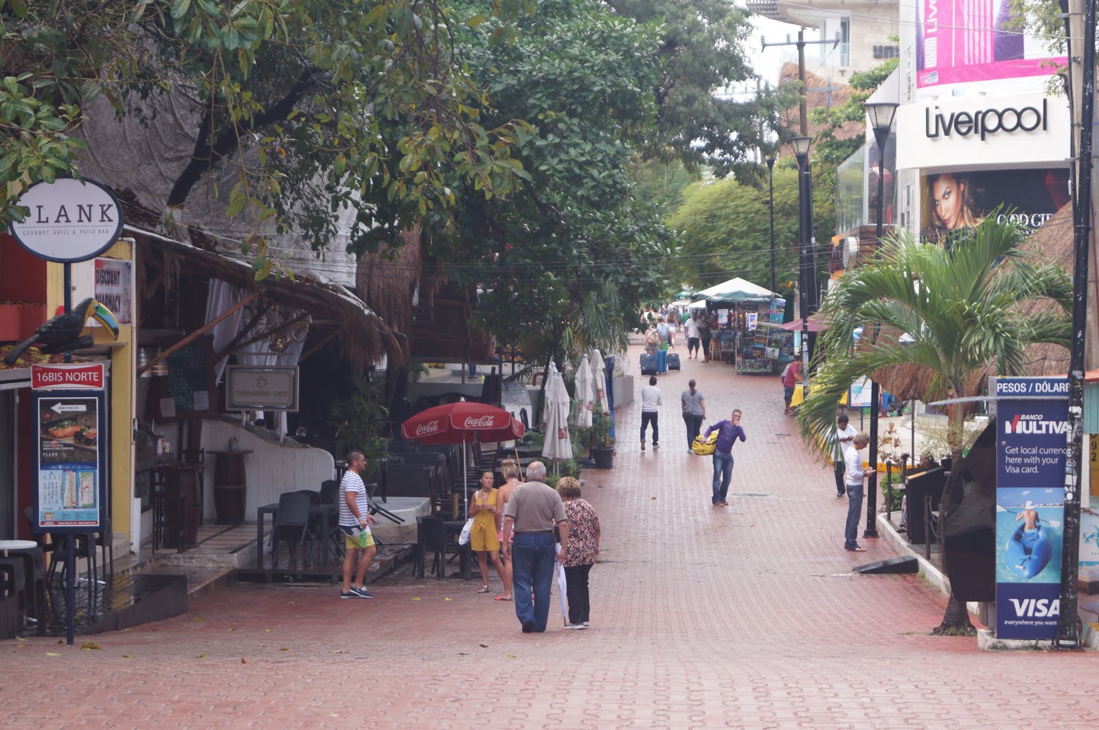 Rainy day 5th Avenue Playa del Carmen