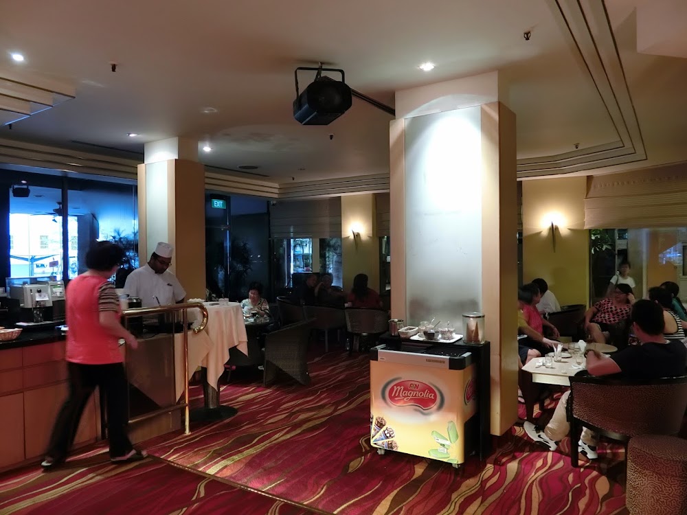 Hitea buffet at Hotel Miramar