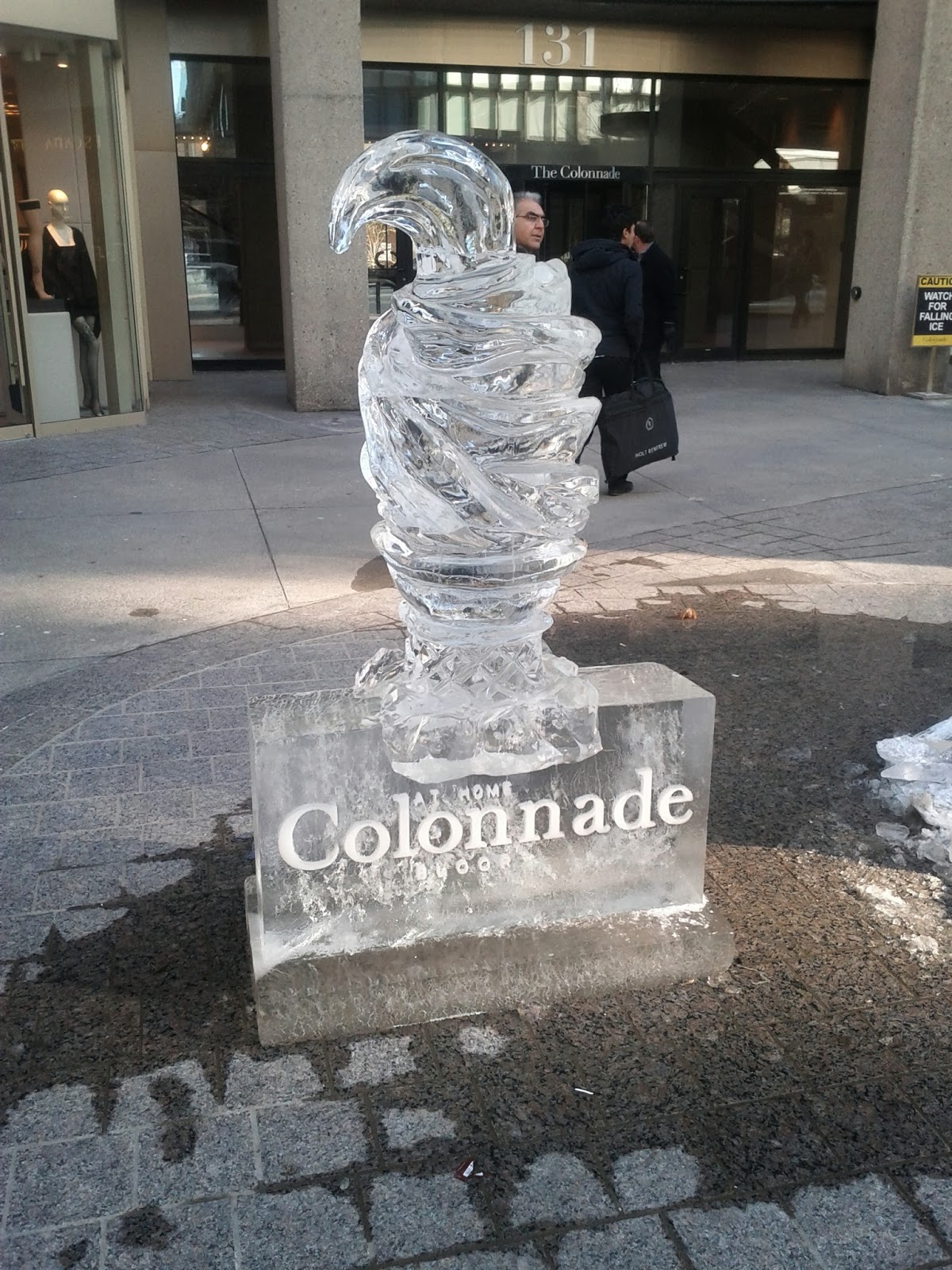 Toronto things Toronto Pictures Yorkville Ice Sculptures