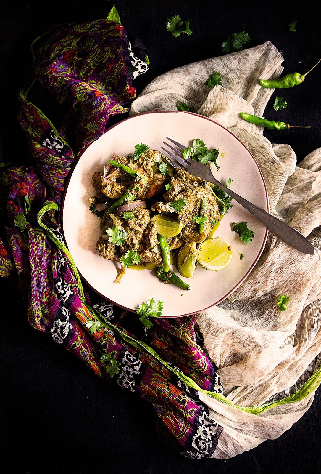 Dhone Pata Mangsho / Dhania Chicken / Coriander Chicken Curry