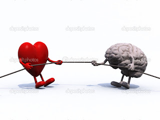 Imagen del corazón tirando de una cuerda con el cerebro