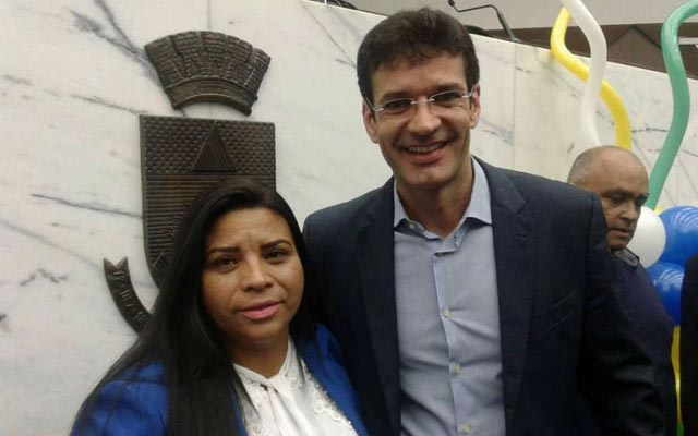 Candidata laranja do PSL confirma desvio de dinheiro em eleições, diz jornal