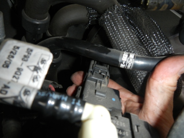 Making Things Work: Changing spark plugs on our 2005 Ford Freestyle