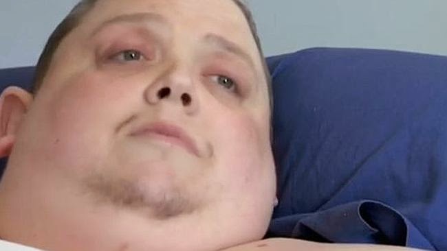 Tony Nwajei Post WORLD S FATTEST MAN DIES AGED 44 tony-nwajei-post-world-s-fattest-man-dies-aged-44