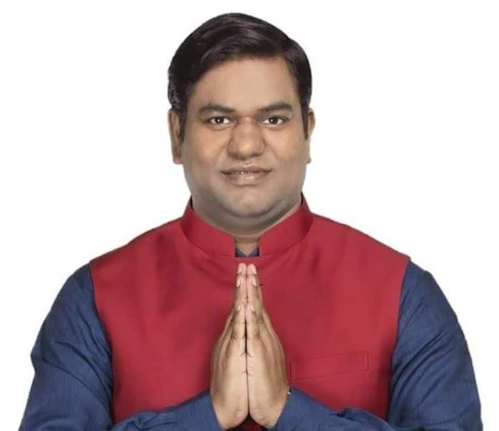 अपने ही महत्वकांक्षी के जाल में फंस गए हैं मुकेश साहनी?