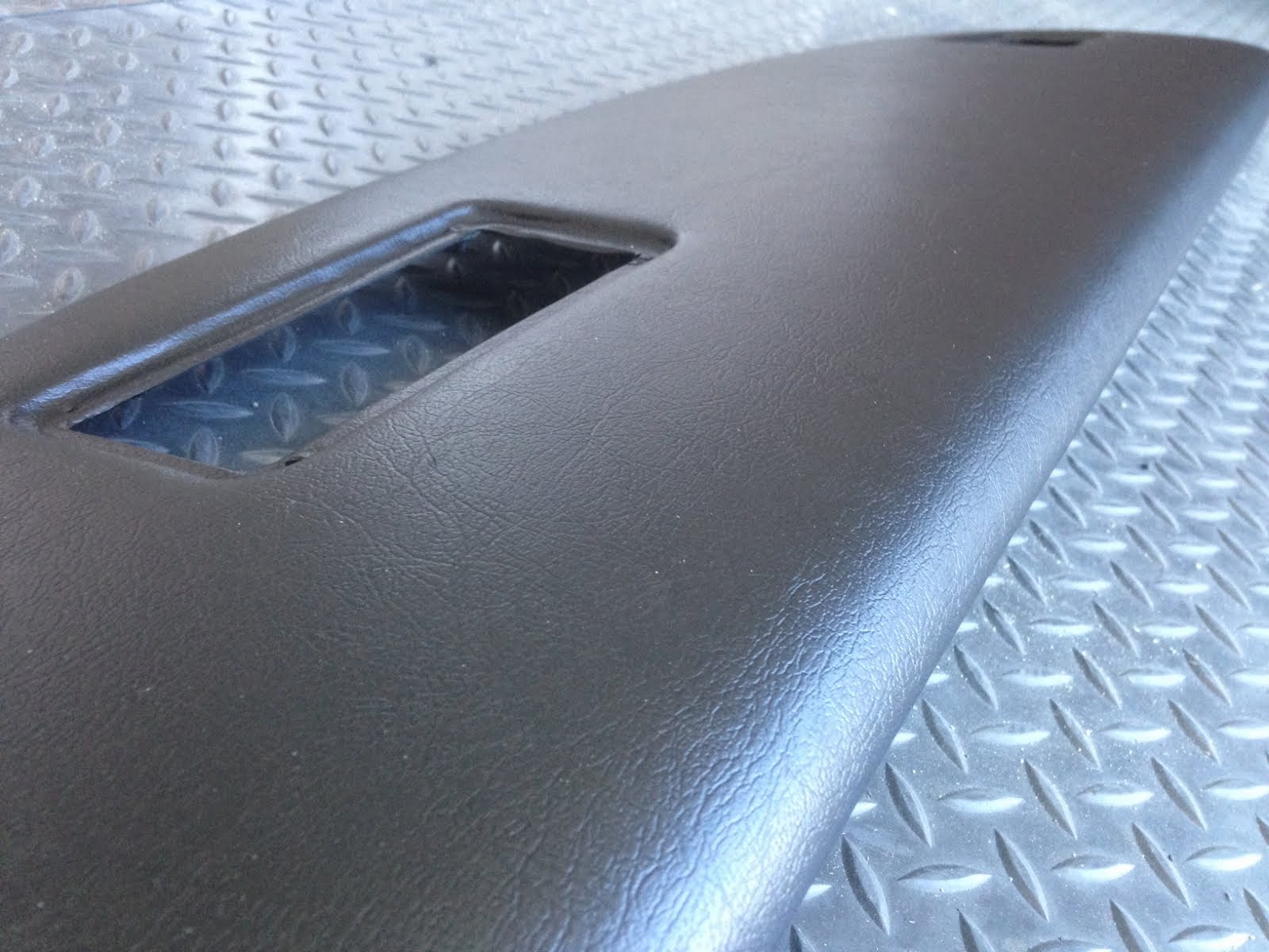 Just Dashes Production Center 1976 Jaguar Dash Pad Restoration