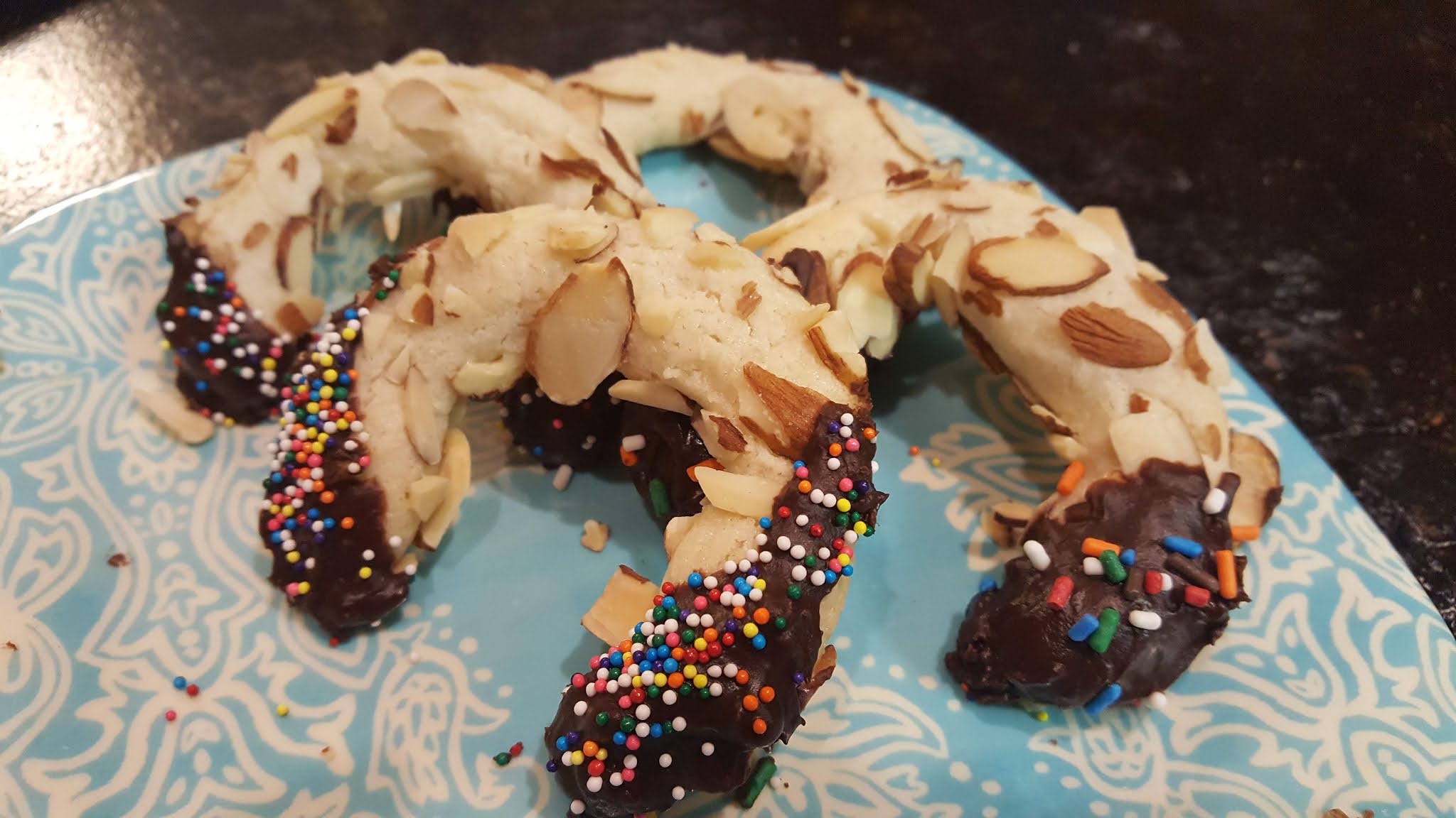 Cook with Sara Almond Horns