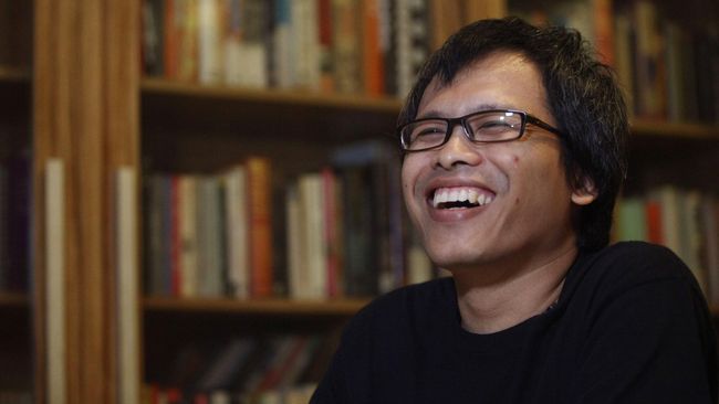 Selain Cantik Itu Luka Ini 4 Buku Eka Kurniawan Yang Wajib Dibaca Pojok Review Selain Cantik Itu Luka Ini 4 Buku Eka Kurniawan Yang Wajib Dibaca Pojok Review