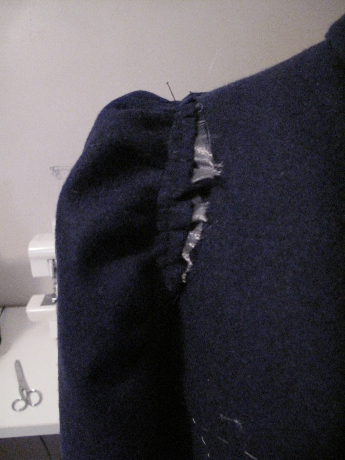 Sewing in Style V8333 Linings, Sleeves, and Shoulder Pads (Step 7888)